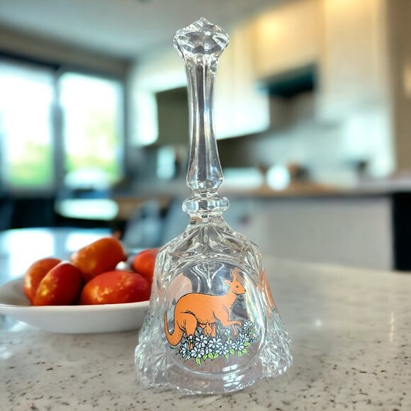 VINTAGE ARTMARK CHICAGO LTD 1990 Rare Mama and Baby Kangaroo Glass Bell - Picture 1 of 7